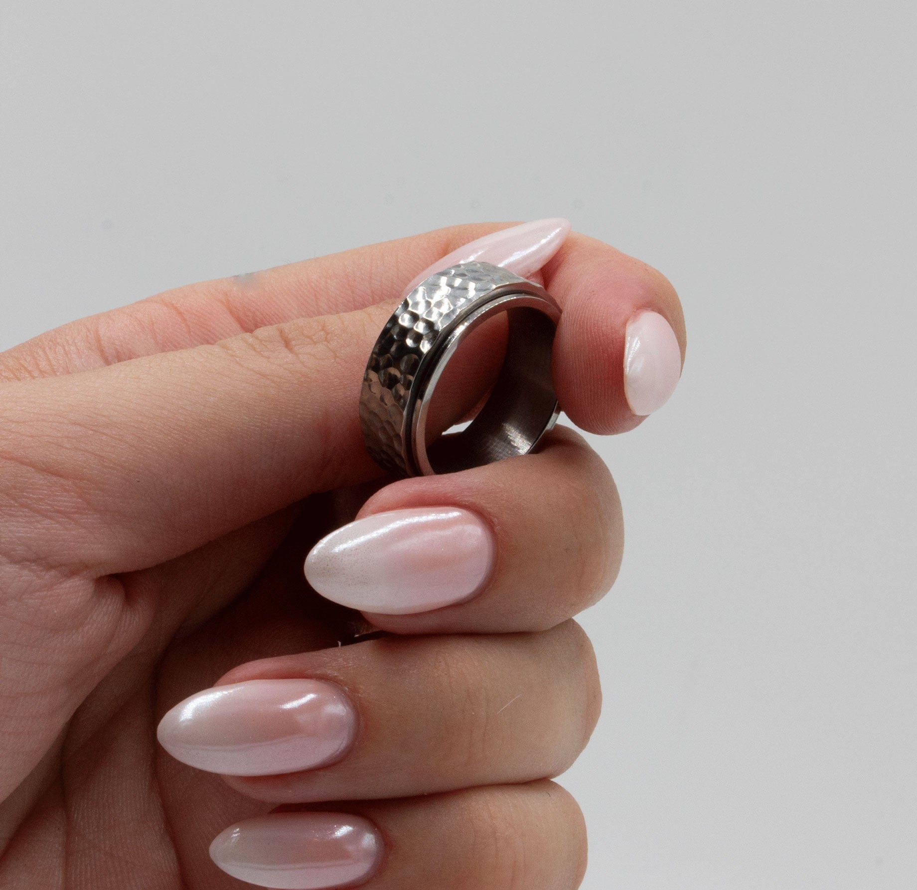 Axel Rotating Worry RingWellness jewellery sliding rotating spinning meditation gold silver black antique 925 beads colourful anxiety ring
