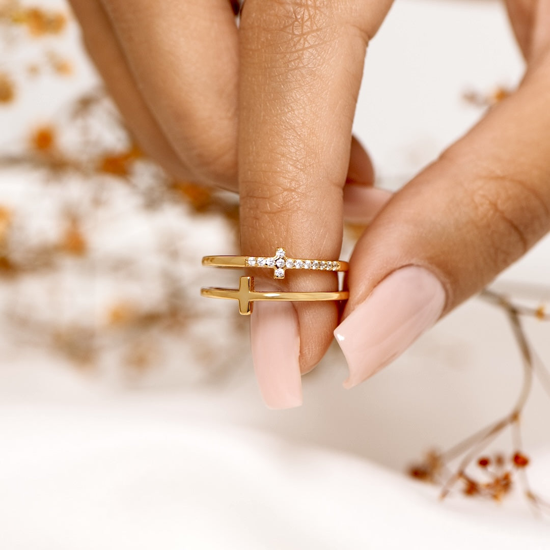 Double Cross Ring