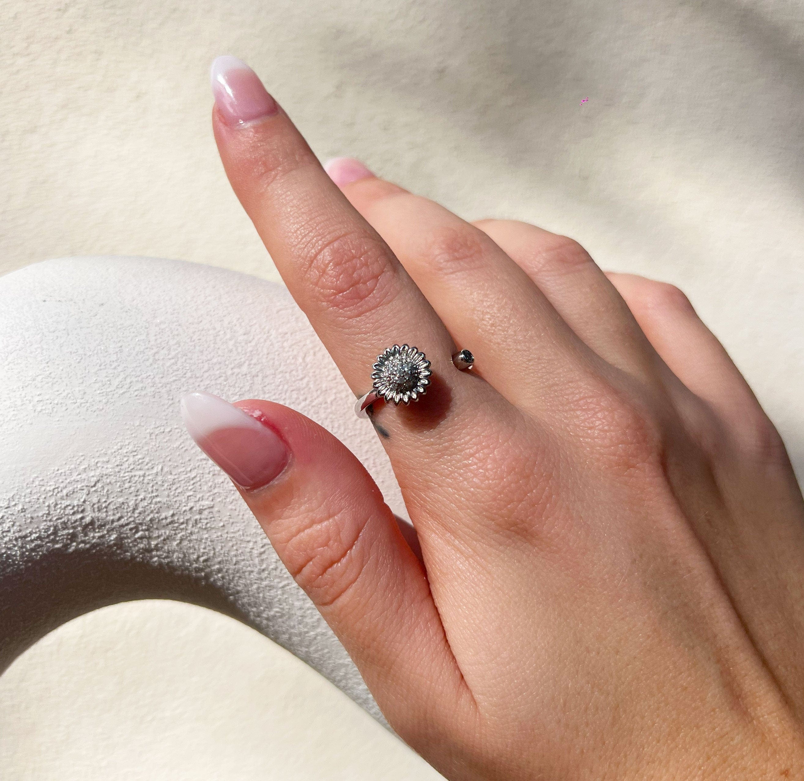 Silver Sunflower Spinner Worry Ring Wellness jewellery sliding rotating spinning meditation gold silver 925 